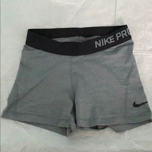Nike pro shorts 3”